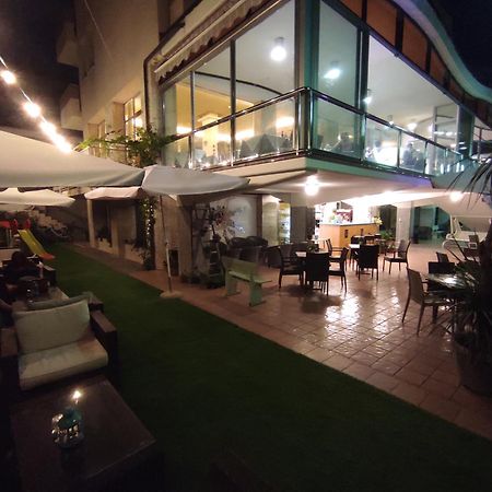 Hotel Sogno Cesenatico Exterior photo